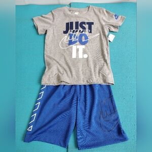 Nike Boys Just Do It Logo 2 Piece Shirt & Shorts Set Size 7 ( L )